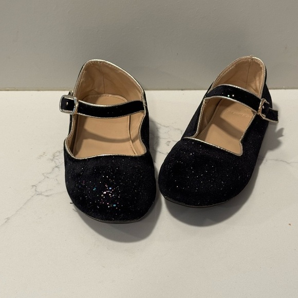 5/$25 Crewcuts - girls velvet strap flats - Picture 7 of 13